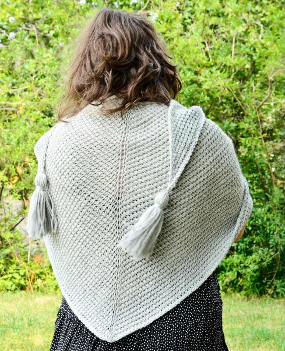 Phyllite shawl – Tunisian crochet shawl pattern – Yarnandy