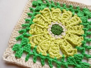 Vintage crochet granny square PDF pattern 3